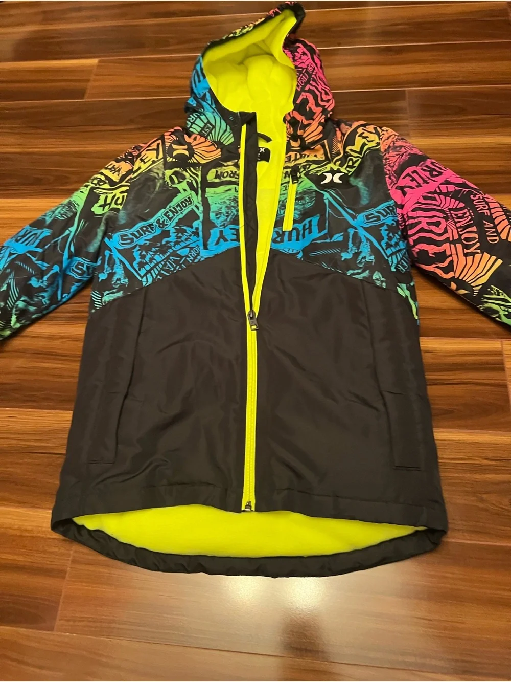 Hurley Kids Multicolor Graphic Puffer Jacket with Yellow Lining